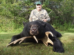 2010_bear_hunting_20110125_18905112101.jpg