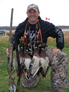 2010_waterfowl_hunting_20110125_1430298727.jpg