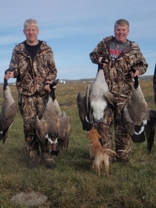 2010_waterfowl_hunting_20110125_1921720526.jpg