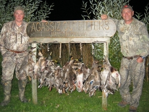 2010_waterfowl_hunting_20110126_1522167290.jpg