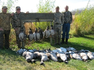 2010_waterfowl_hunting_20110126_1742237820.jpg