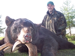 2011_bear_hunting_pictures_20111204_13834057731.jpg