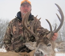 Manitoba%20Deer%20Hunting%20%281%29.jpg