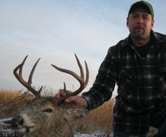 Manitoba%20Whitatil%20Deer%20Hunting%20%281%29.jpg