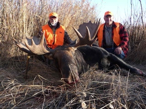 Wally-D-2016-Manitoba-Moose-Hunt.jpg