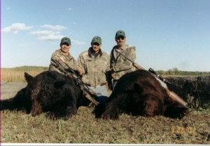 bear_hunting_20100212_10261392601.jpg