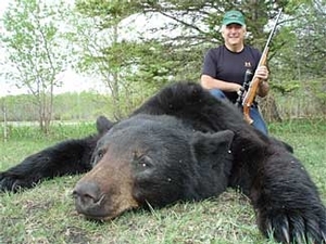 bear_hunting_20100212_11759245551.jpg