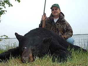 bear_hunting_20100212_15712066601.jpg