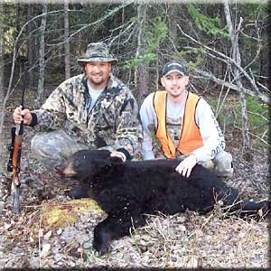 bear_hunting_20100212_19111498421.jpg