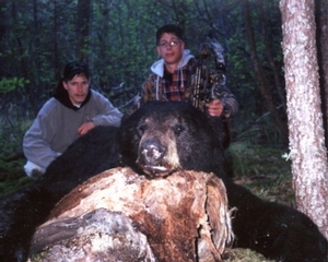 bear_hunting_20100212_19357021361.jpg