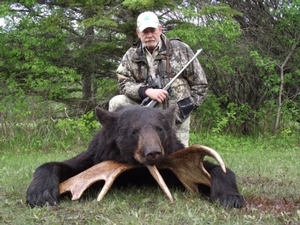 bear_hunting_20100711_12453444011.jpg