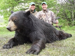 bear_hunting_20100711_15538115771.jpg