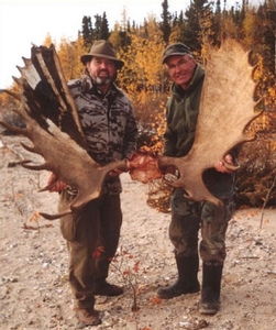 provincial-bow-record-moose.jpg