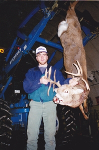 whitetail%20pictures%20for%20webpage_0003.jpg