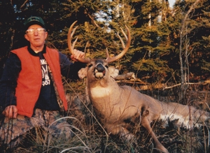 whitetail%20pictures%20for%20webpage_0029%20%282%29.jpg