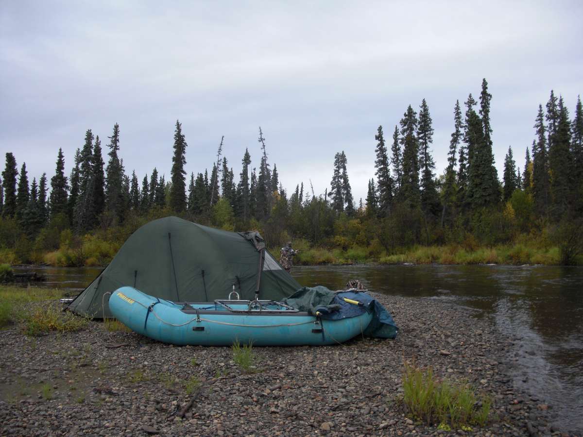 Alaska-Bush-Adventures-Unguided-Float-Hunters-Campsite