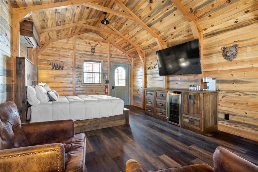 Fly Fishing Lodge in Fort Smith