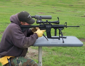 prairie-dog-hunting-auto-rifle.jpg