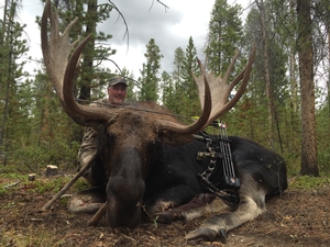 Dick%20McCloud%20Archery%20Bull.JPG