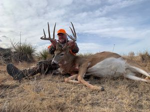 Jim%20Humphries%20Whitetail%20%282%29.jpg