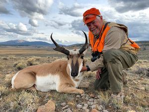 Paul%20Holdridge%20Pronghorn%20Buck%20%281%29.jpg