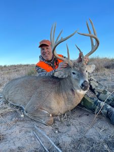 Peter%20Paragon%20Late%20Season%20Whitetail%20%284%29.jpg