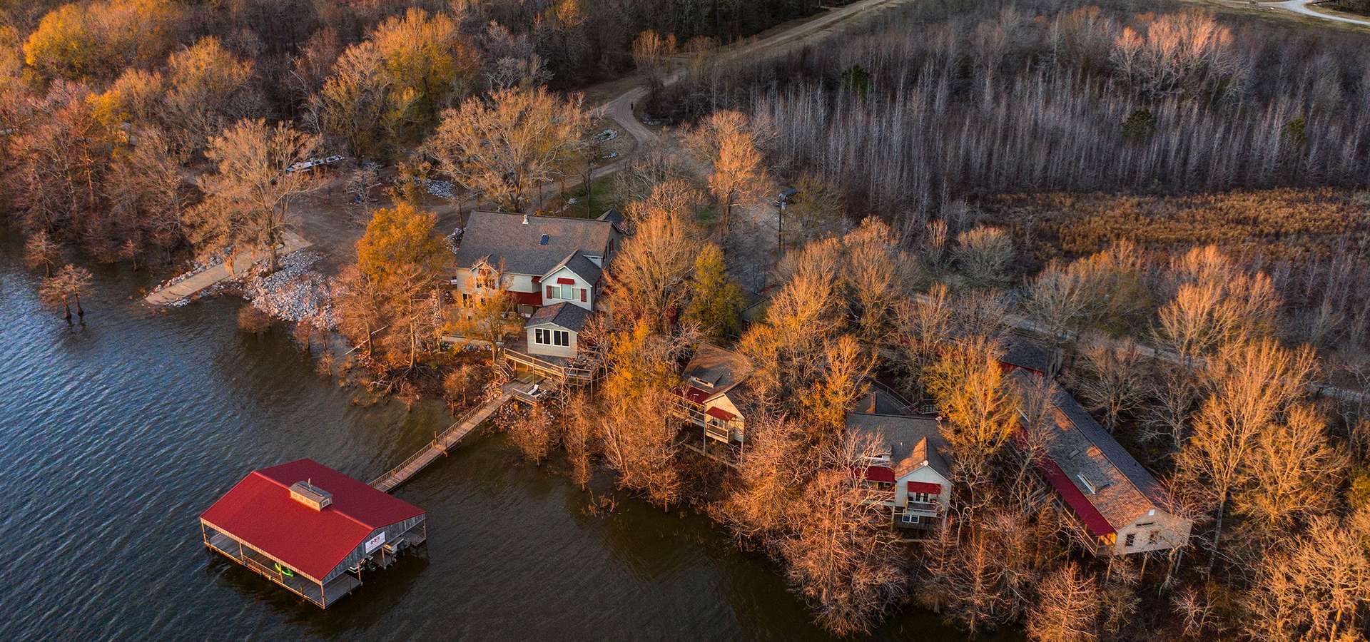 Luxury Hunting & Recreation Lodge in Louisiana