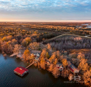 fishing-lodge-lousiana1.jpg