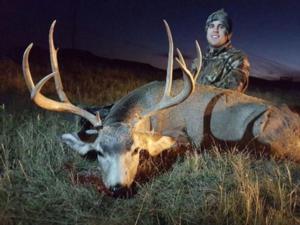 routier-outfitting-dakota-mule-deer-hunts.jpg