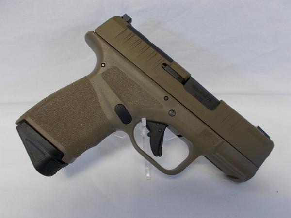 Springfeild Armory Hellcat 9mm FDE