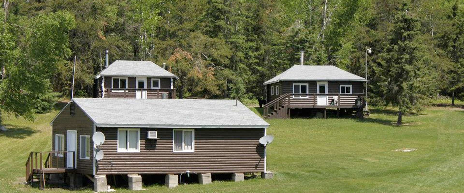 Accommodations at Long Legged Lake Lodge