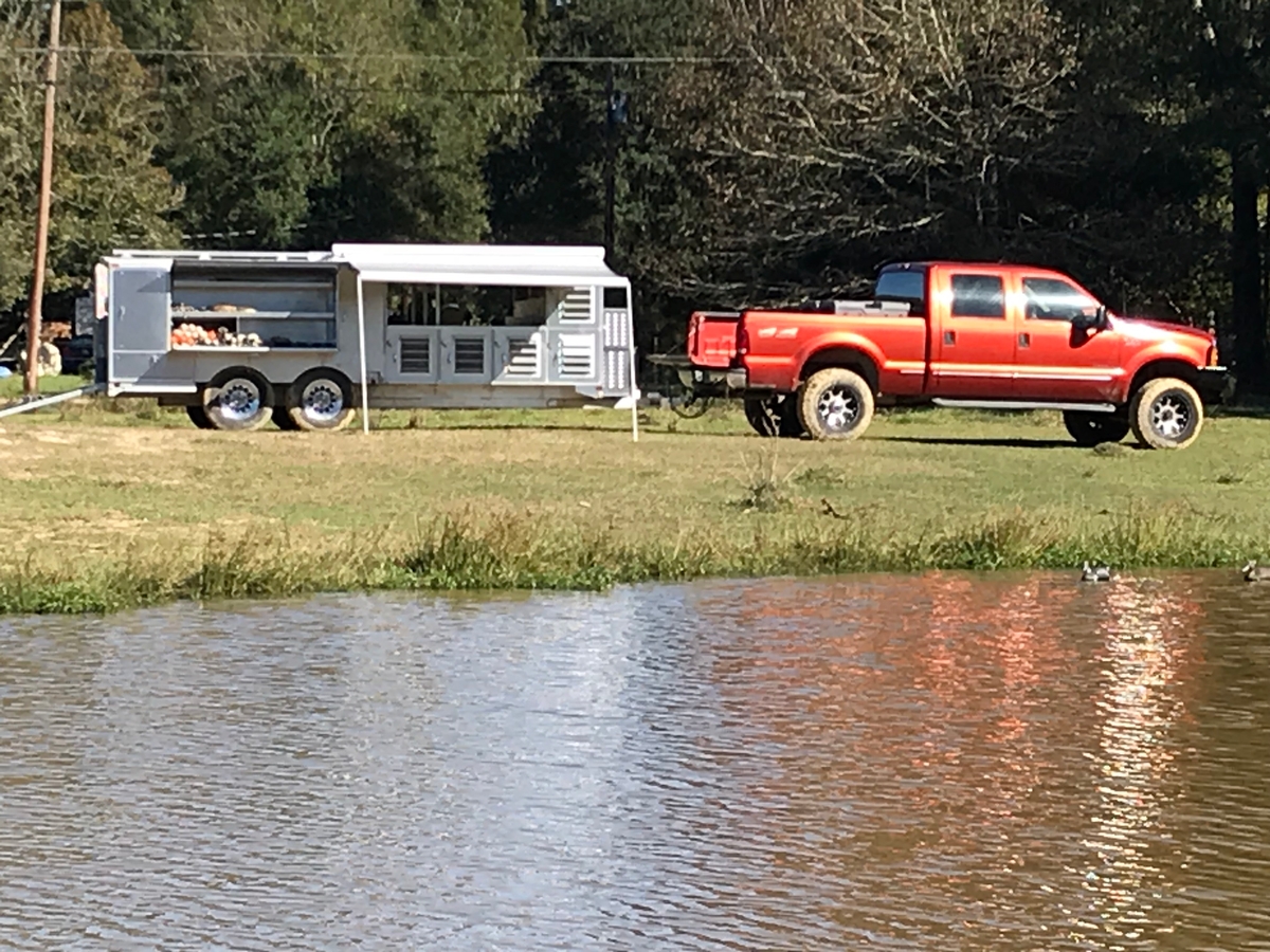 Trailer Trailer