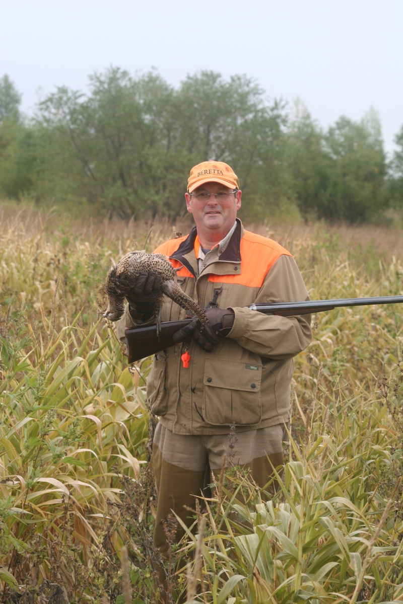 Group%204%20Field%20Mike%20M.%20w%20bird%202.jpg