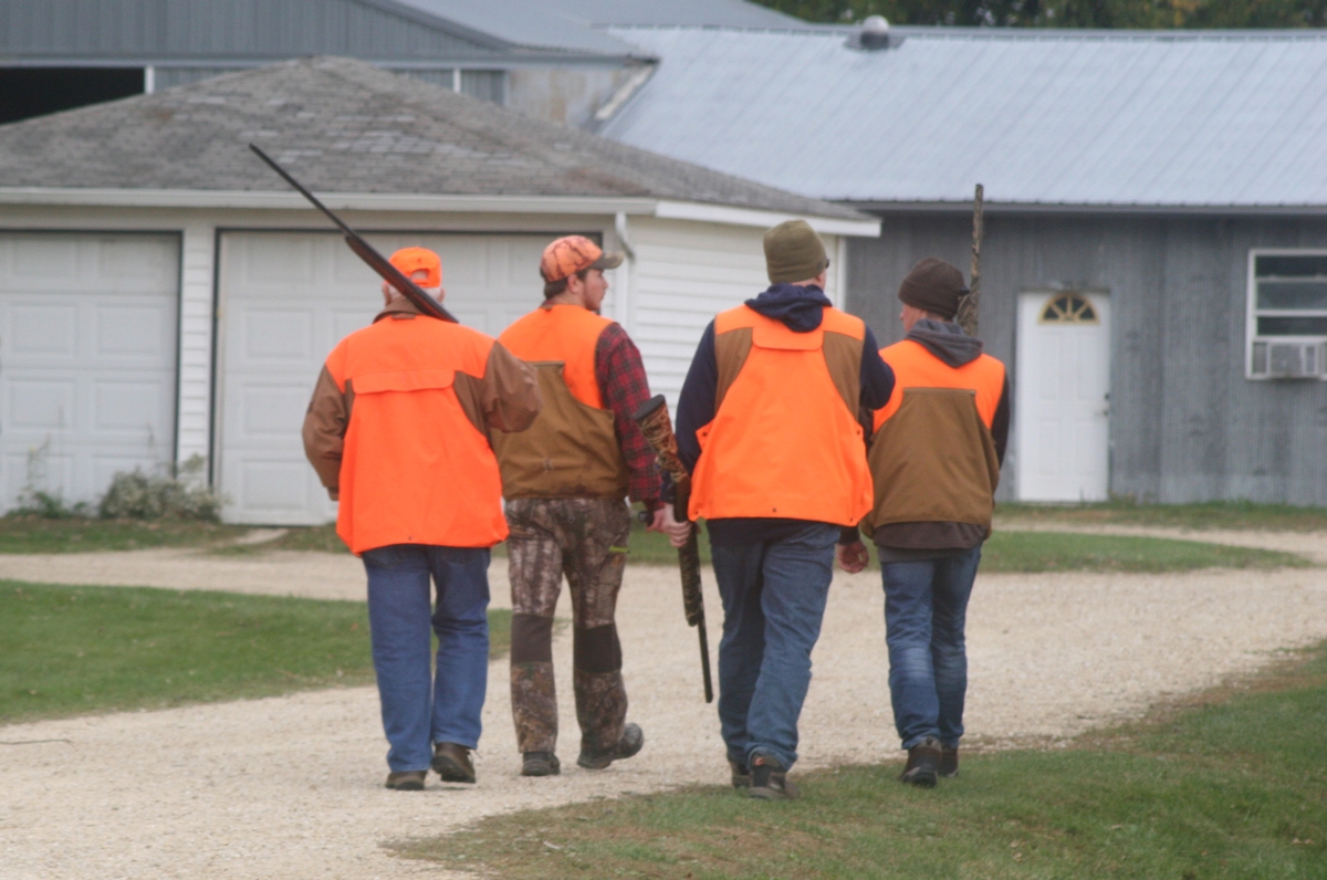 Group%205%20Field%20going%202.jpg