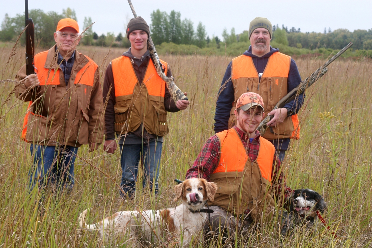 Group%205%20Field%20group%20pose%20w%20C.%201.jpg