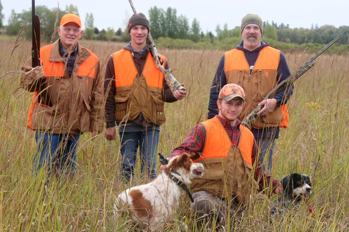 Group%205%20Field%20group%20pose%20w%20C.%202.jpg