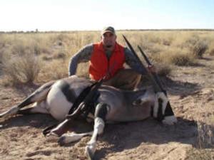 oryx-hunting-02.jpg