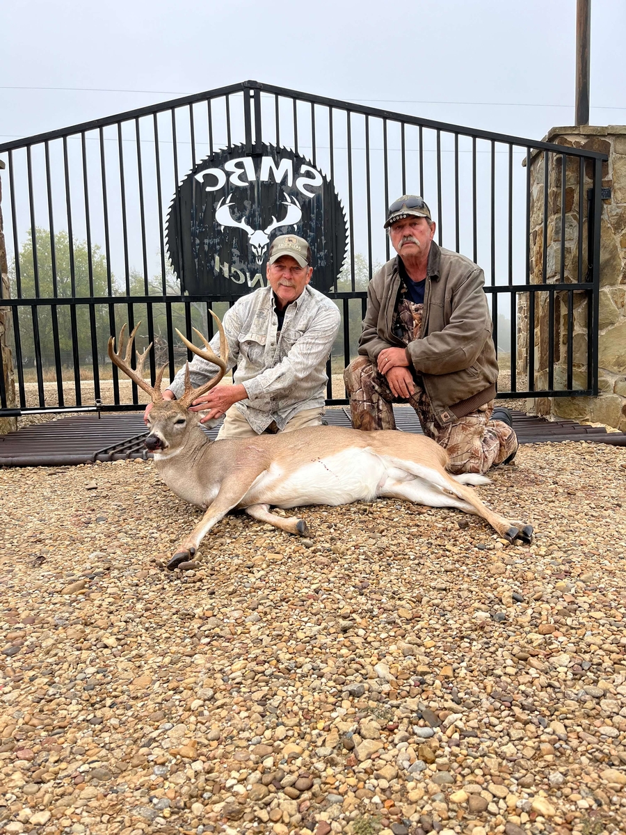Oklahoma Whitetail Hunts