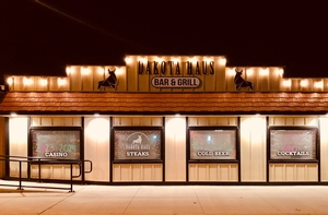 Dakota%20Haus%20Bar%20%26%20Grill1.jpg