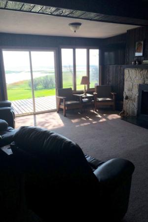 lakeshore-lodge-cabin-12.jpg