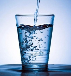 water%20glass.jpg